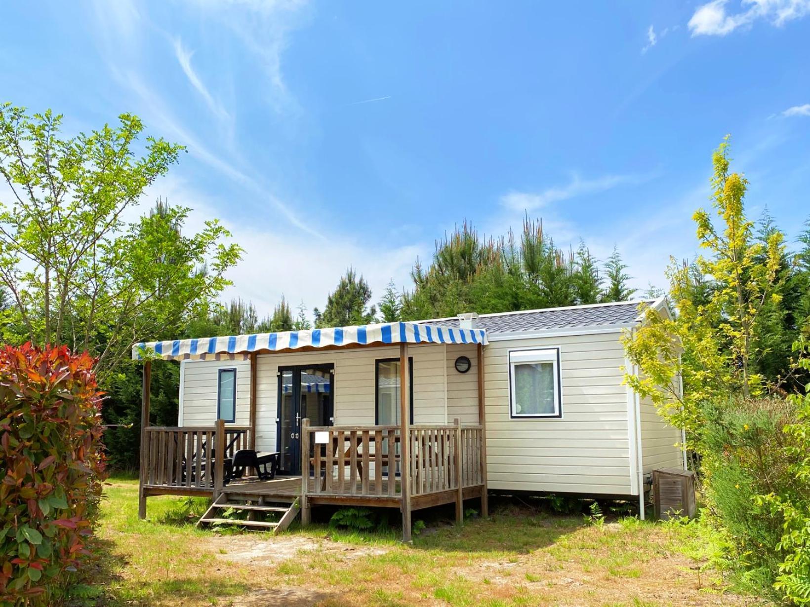 Camping Lou Broustaricq Sanguinet Rom bilde