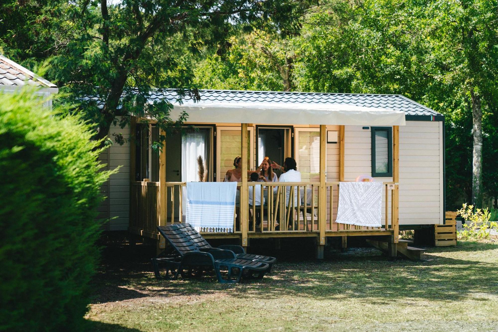 Camping Lou Broustaricq Sanguinet Rom bilde
