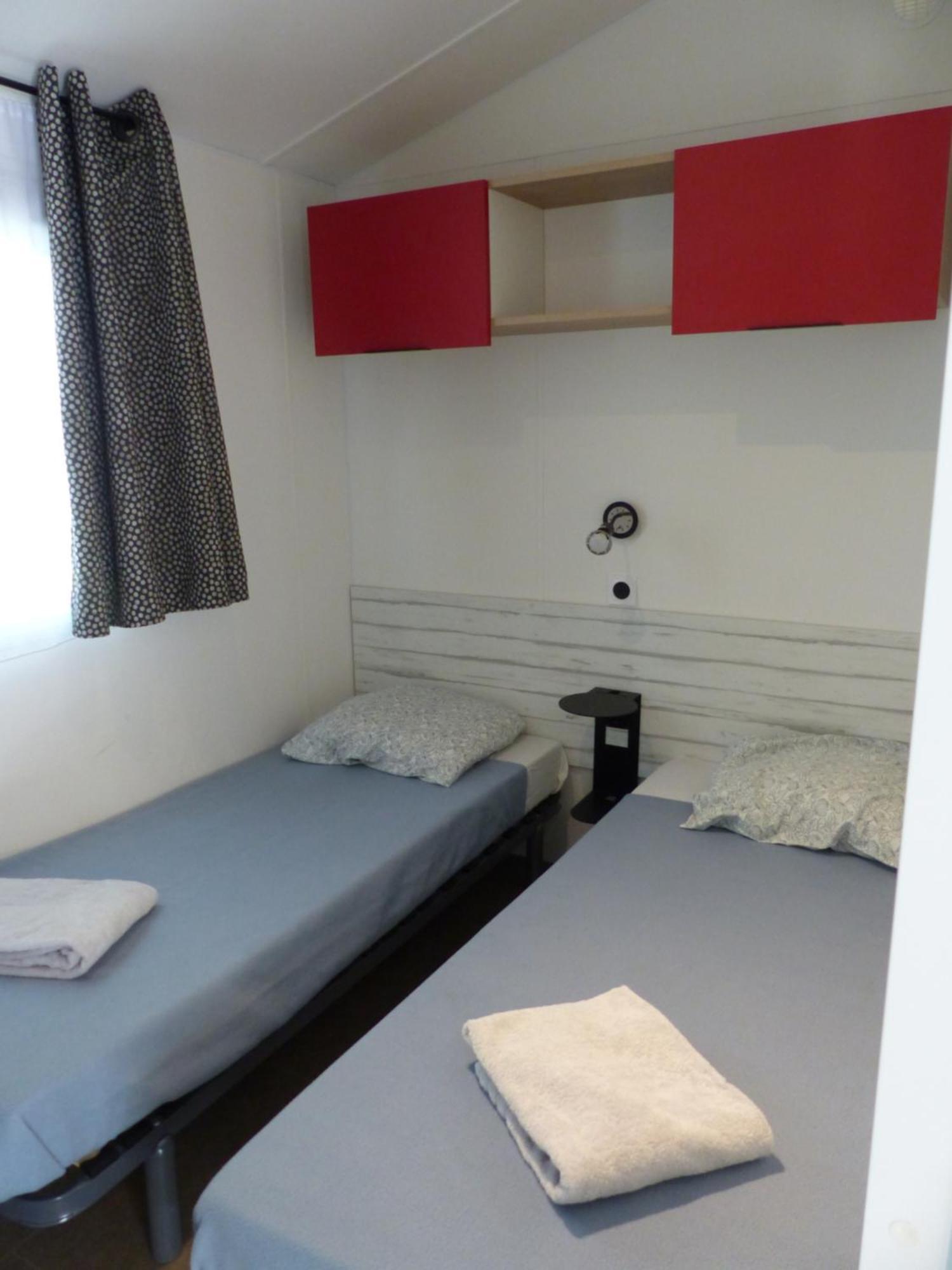 Camping Lou Broustaricq Sanguinet Rom bilde